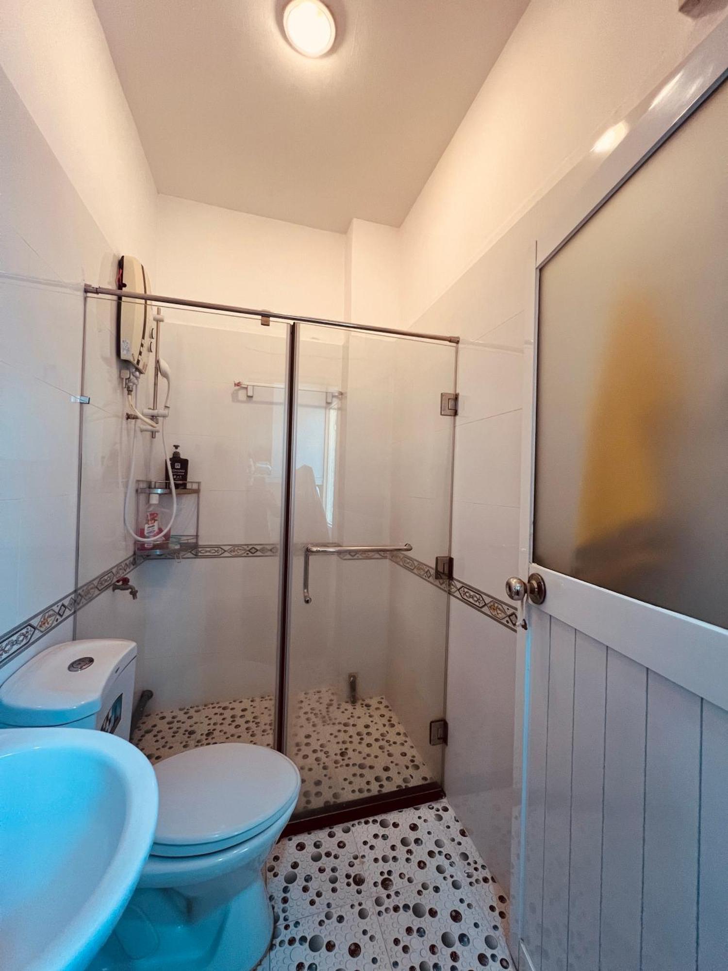 Apartment Ho 2 Ngu,trung Tam Quan 1, Ho Chi Minh City